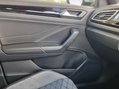 Volkswagen T-Roc R TSI 4MOTION DSG Full Service History Excellent Condition 32