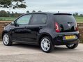 Volkswagen Up 1.0 Club up! Euro 6 5dr 3