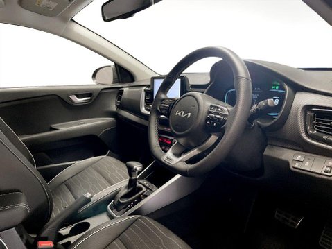 Kia Stonic 1.0 T-GDi MHEV GT-Line S SUV 5dr Petrol Hybrid DCT Euro 6 (s/s) (98 bhp) Ai 12