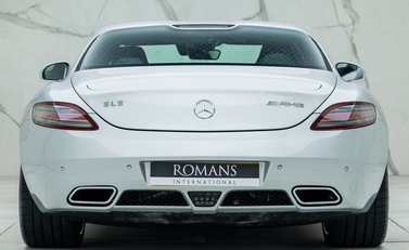 Mercedes-Benz SLS AMG 14