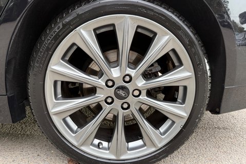 Ford Mondeo VIGNALE HYBRID - RARE CAR -CAMERA-HEATED/COOLED/ELECTRIC SEATS -HUGE SPEC 63