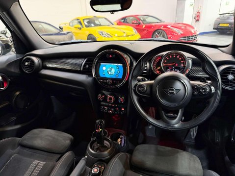 Mini Hatch 2.0 Cooper S Sport Hatchback 5dr Petrol Steptronic Euro 6 (s/s) (192 ps) 6