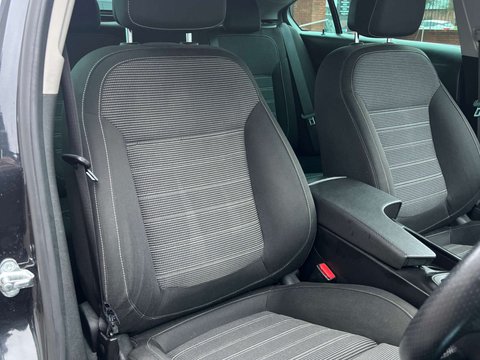 Vauxhall Insignia 1.6 Insignia SRI Nav CDTI Auto 5dr 2