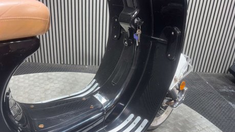 Lexmoto Milano 2021 3K 1 FORMER OWNER RUNNING PROJECT BIKE 125CC SCOOTER 25