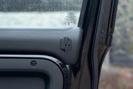 Land Rover Defender 3.0 D300 MHEV X-Dynamic HSE Auto 4WD Euro 6 (s/s) 5dr 5