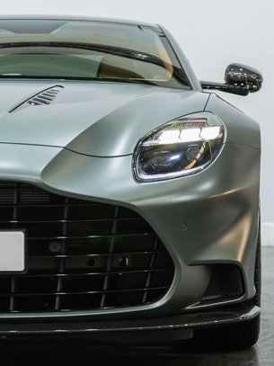 Aston Martin Vanquish 5.2 V12 BiTurbo Coupe 2dr Petrol Auto Euro 6 (s/s) (835 ps) 2