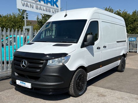 Mercedes-Benz Sprinter 2.0 315 CDI Premium Panel Van 5dr Diesel Manual FWD L2 H2 Euro 6 (s/s) (150 8
