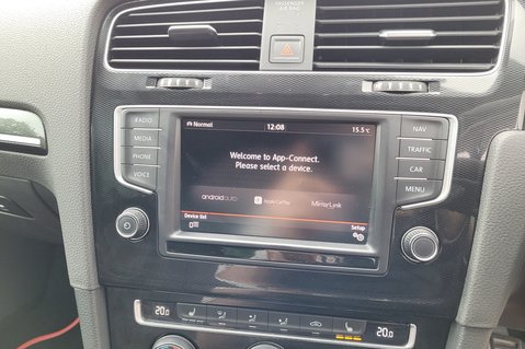Volkswagen Golf GTI 40