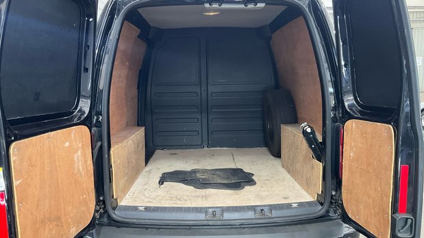 Volkswagen Caddy SWB L1H1 Low Roof Highline Air Con Alloys Sensors EURO 6 NO VAT 5