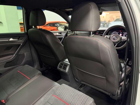 Volkswagen Golf 2.0 TSI GTI Hatchback 5dr Petrol DSG Euro 6 (s/s) (230 ps) 40