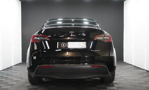 Tesla Model Y LONG RANGE AWD Comfort Suspension GROK AI One Owner Adaptive LEDs VAT Q 6