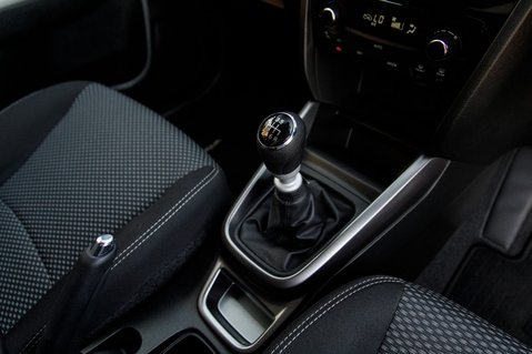 Suzuki Vitara SZ-T BOOSTERJET MHEV 29