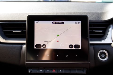 Renault Captur TECHNO E-TECH 23