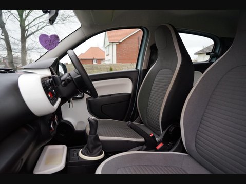Renault Twingo 1.0 SCe Play Euro 6 5dr 21