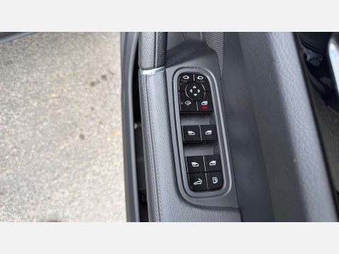 Porsche Cayenne 3.0 Cayenne V6 E-Hybrid Auto 4WD 5dr 39