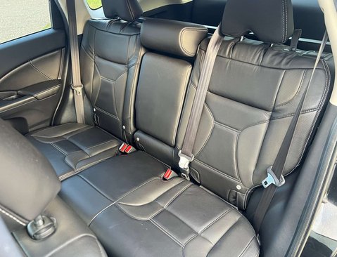 Honda CR-V 2.0 CR-V Black Edition i-VTec 4WD 5dr 38