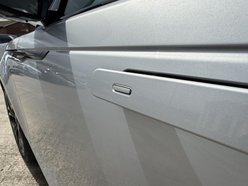 Land Rover Range Rover Velar 2.0 P250 Dynamic HSE SUV 5dr Petrol Auto 4WD Euro 6 (s/s) (249 ps) 61