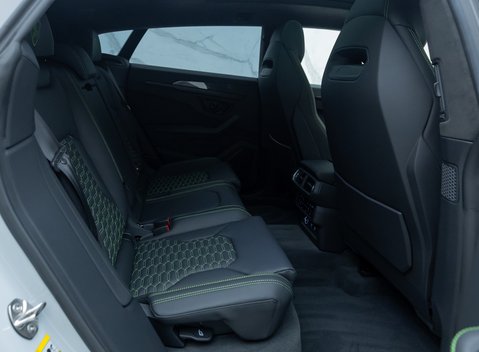 Lamborghini Urus S 18