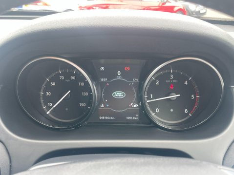 Land Rover Discovery Sport 2.0 eD4 SE Euro 6 (s/s) 5dr (5 Seat) 32