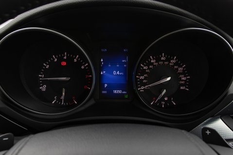 Toyota Avensis VALVEMATIC BUSINESS EDITION 15