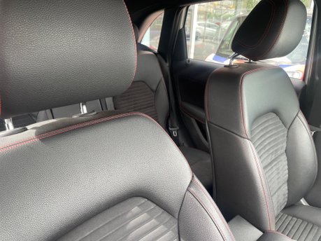 Mercedes-Benz B Class B 180 D AMG LINE PREMIUM 10