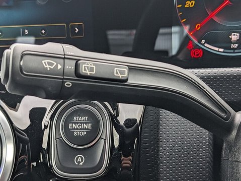 Mercedes-Benz A Class A 250 AMG LINE PREMIUM 25