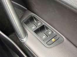 Volkswagen Golf 2.0 Golf R TSi 4WD 5dr 72