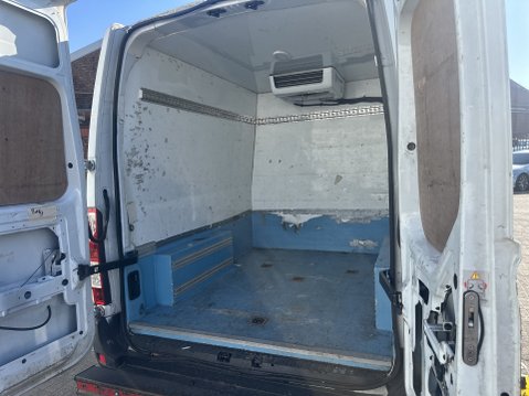 Renault Master MH35 BUSINESS DCI S/R P/V Refrigerated Van 9