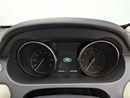 Land Rover Discovery Sport 2.0 Discovery Sport Luxury HSE TD4 Auto 4WD 5dr 78