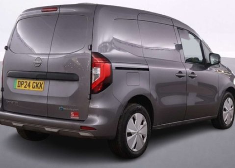 Nissan Townstar 45kWh Tekna Panel Van 6dr Electric Auto L1 (122 ps) 9