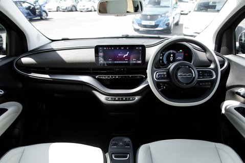 Fiat 500e LA PRIMA 3