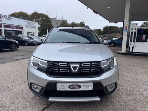 Dacia Sandero Stepway LAUREATE DCI 8