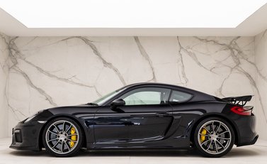 Porsche Cayman GT4 (718) 2
