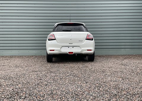 Suzuki Swift Motion 1.2 Mild Hybrid 7