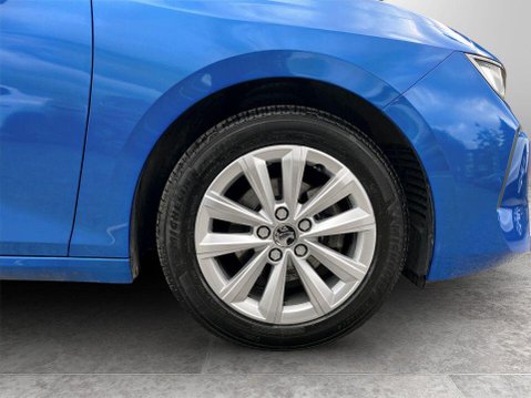 Vauxhall Astra 1.2 Turbo Design Hatchback 5dr Petrol Manual Euro 6 (s/s) (130 ps) 10