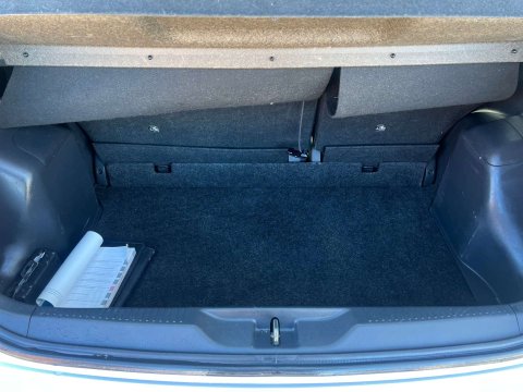 Toyota Urbancruiser 1.4 Urban Cruiser D-4D 4WD 5dr 35