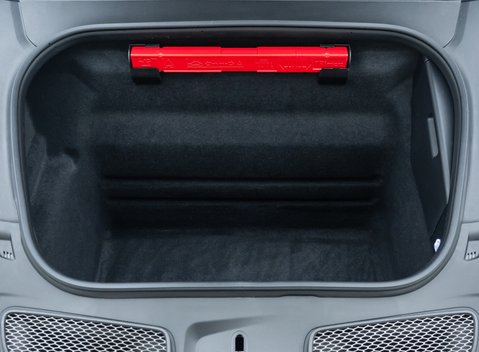 Porsche 911 GT3 TOURING (992) 31