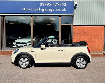 Mini Convertible 1.5 Cooper Classic Auto 2dr 15