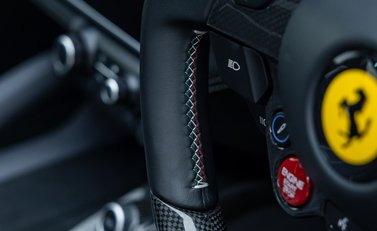 Ferrari GTC4 Lusso V12 24