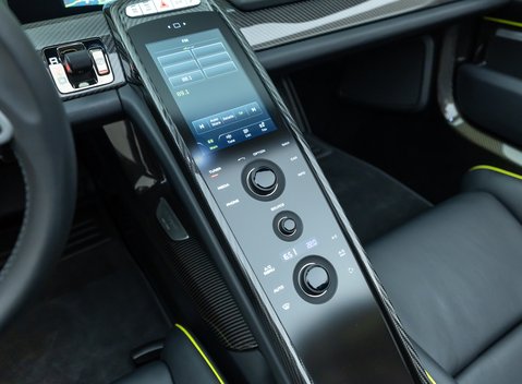 Porsche 918 Spyder 25