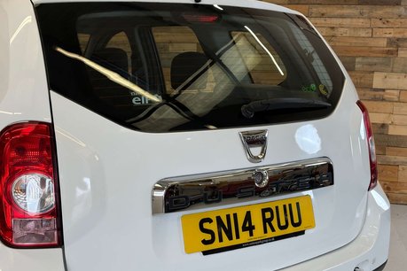 Dacia Duster 1.5 dCi Laureate SUV 5dr Diesel Manual Euro 5 (110 ps) 65