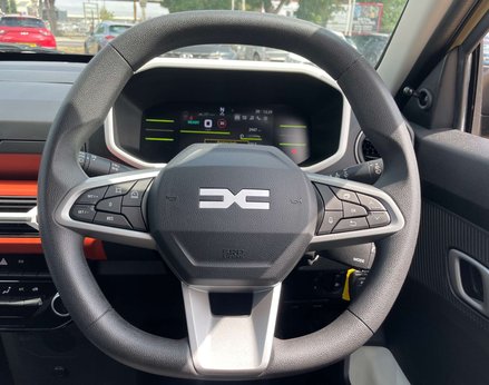 Dacia Spring Spring Expression EV 5dr (26.8 KWH) 45 BHP MODEL 19