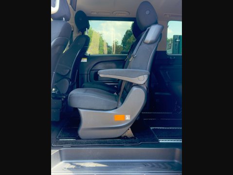 Mercedes-Benz V Class 2.2 V220d BlueTEC SE MPV 5dr Diesel G-Tronic+ Euro 6 (s/s) 7 Seat (163 ps) 62