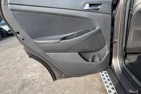 Hyundai TUCSON CRDI PREMIUM SE - 2 OWNERS - 10 HYUNDAI SERVICES  33