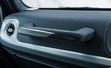 Mercedes-Benz G Class G63 AMG CARBON EDITION 28
