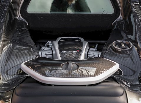 McLaren 650S Coupe 30