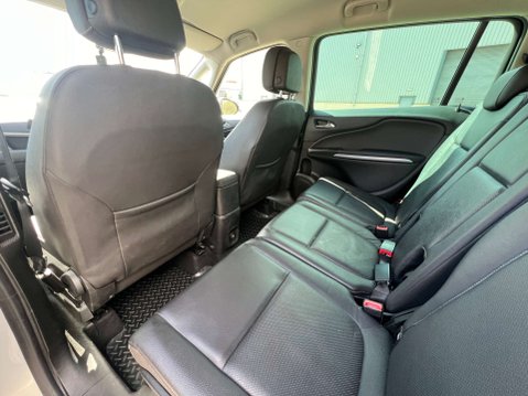 Vauxhall Zafira 1.4 Zafira Tourer SRi Nav T Automatic 5dr - NATIONAL DELIVERY* 34