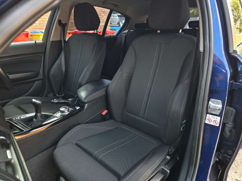 BMW 1 Series 2.0 120d Sport 5dr 31
