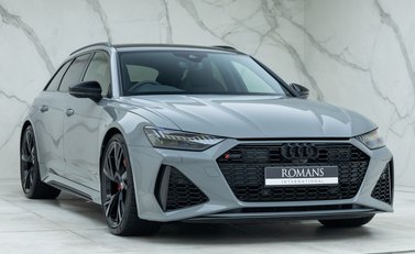 Audi RS6 Avant Carbon Black 6