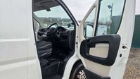 Peugeot Boxer 2.0 BlueHDi 335 Professional Panel Van 5dr Diesel Manual L2 H2 Euro 6 (130  32